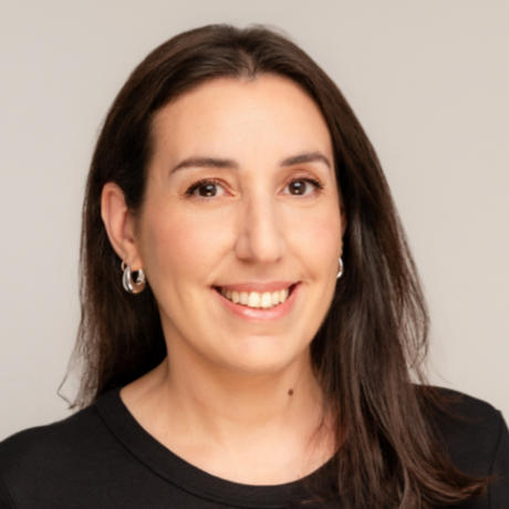 Lara Palamoudian - Copy Editor - Submerge Digital Marketing - 2024