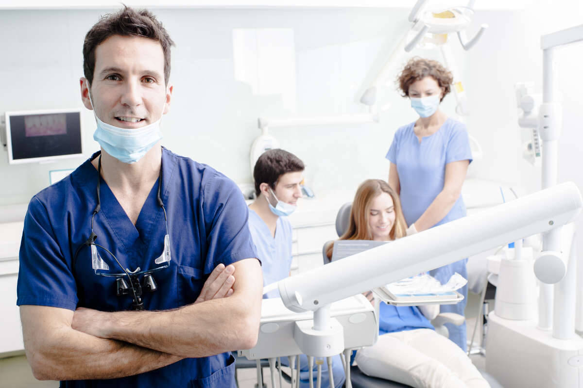 Dentists looking for new patients through online search